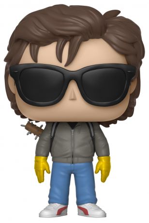 Figurine Funko Pop Stranger Things #638 Steve avec lunettes de soleil