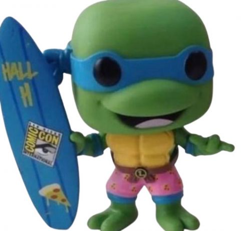Figurine Funko Pop Tortues Ninja Leonardo avec Planche de Surf