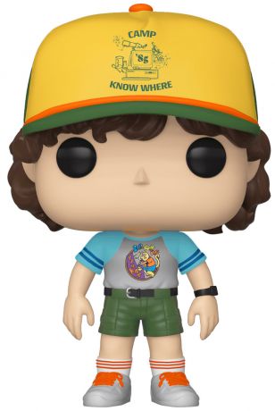 Figurine Funko Pop Stranger Things #804 Dustin au camp avec t-shirt gris